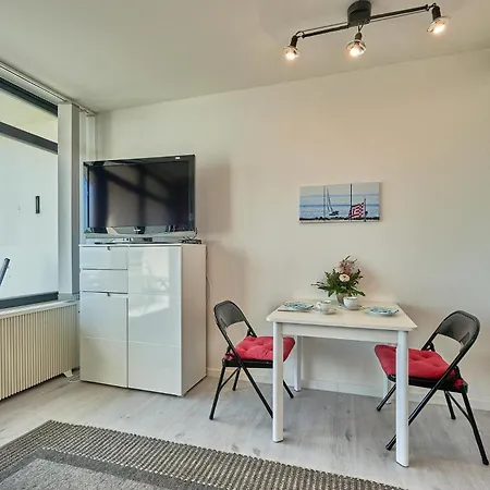 Stranddistel 7 Ostseezauber Burgtiefe auf Fehmarn